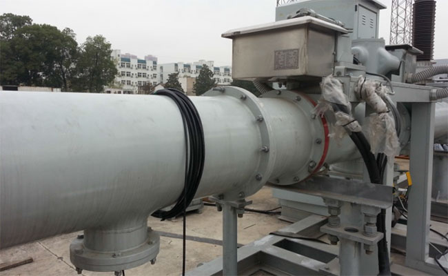柔性光缆的FOCT在中国电力科学研究院（武汉）做隔离刀开合闸测试现场